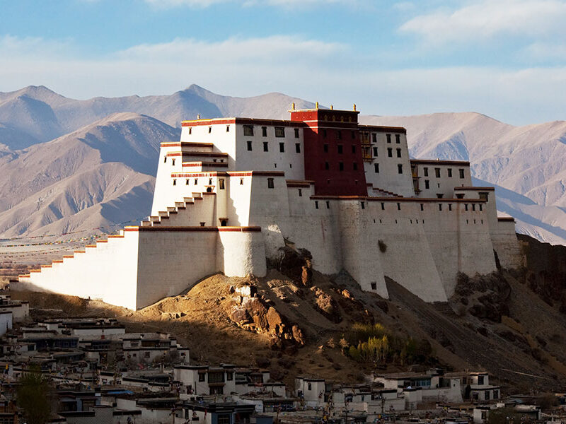 cover-monasteri-tibet